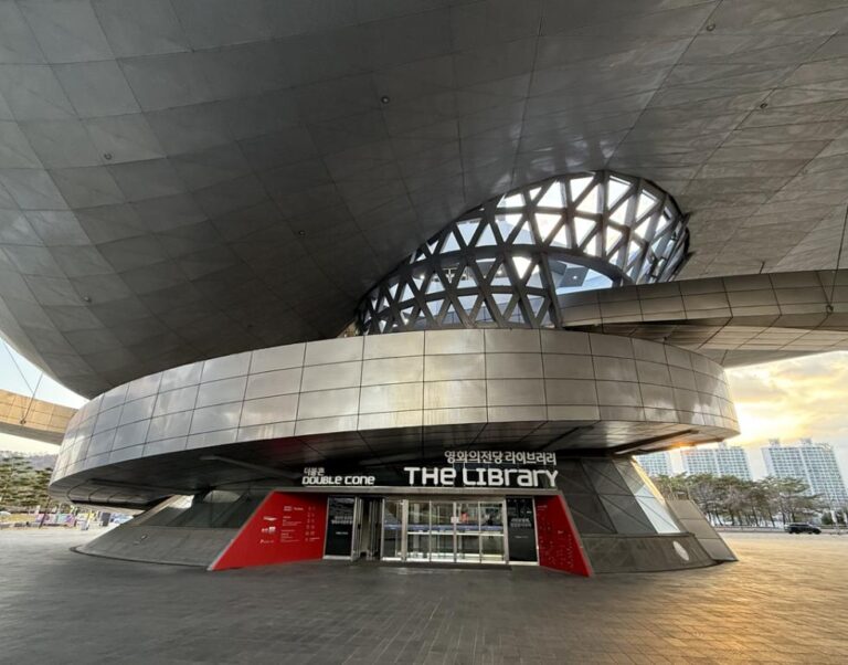 29-1. Busan Cinema Center Library(out)