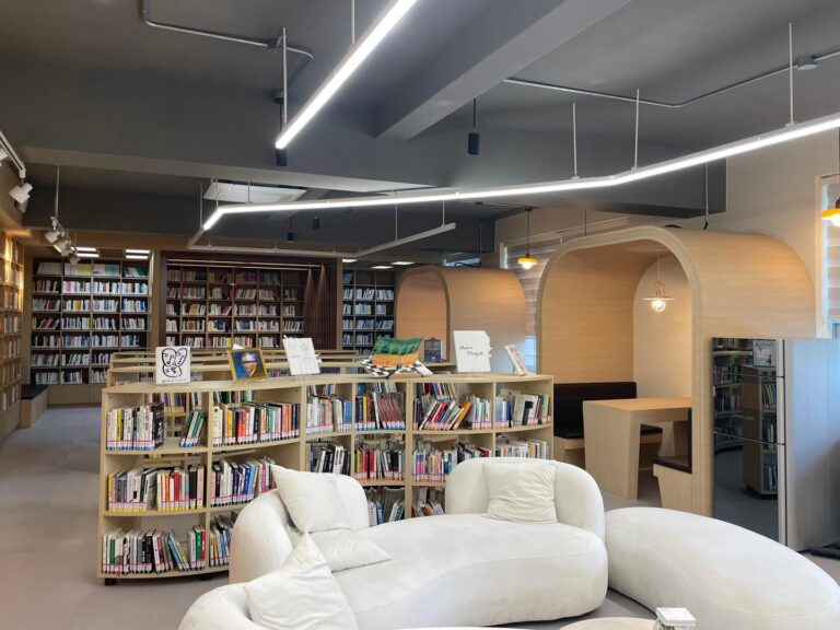 32-2. Namsan High School Library(Chaekmaru-in2)